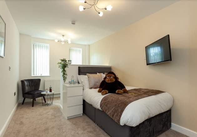 En-suite bedroom