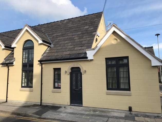 Meyer Street: gabled elevation and arched window