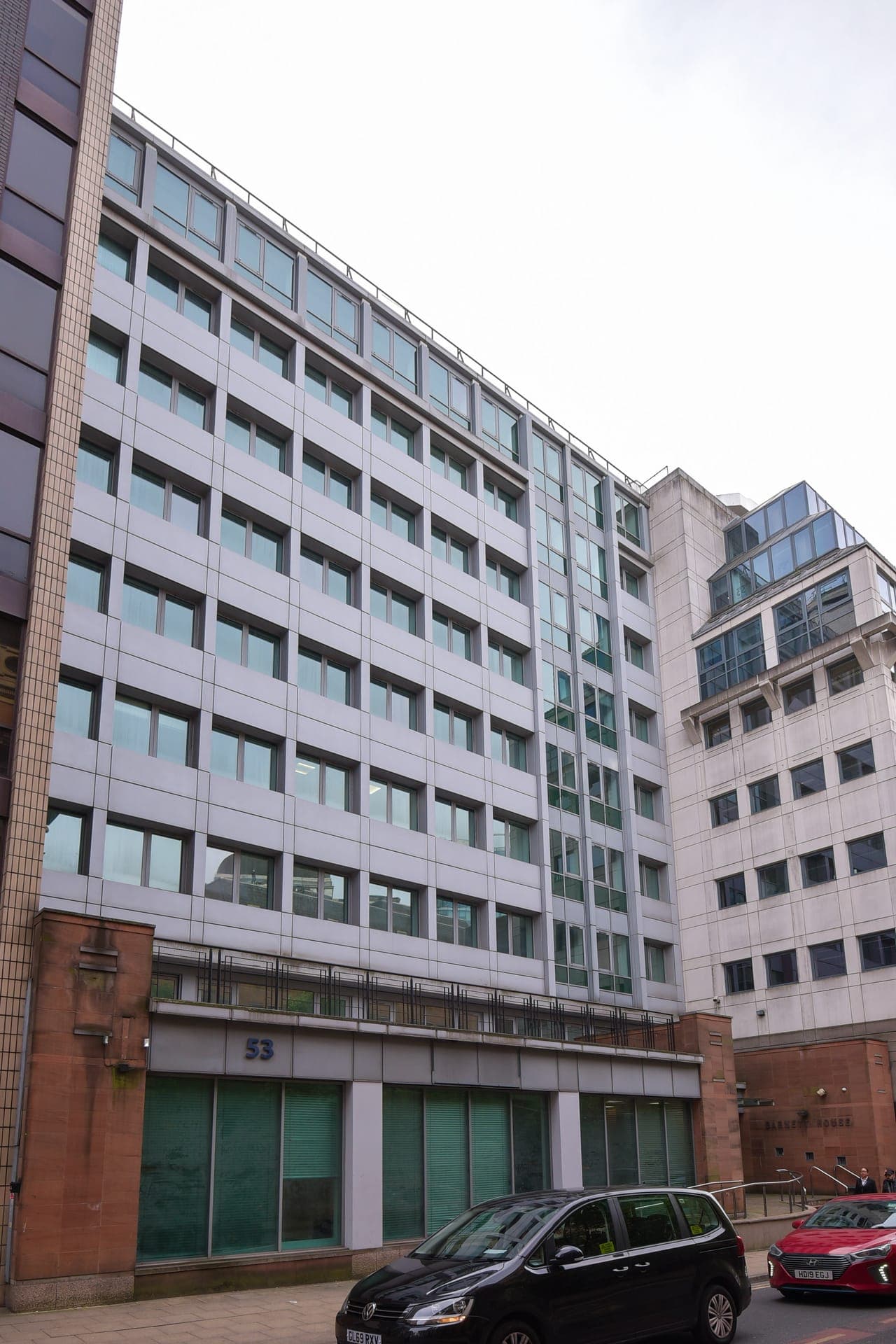 The full elevation, six storeys of city-centre offices